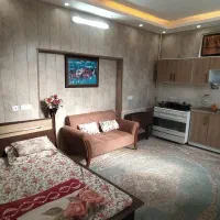 آپارتمان یک خوابه تمیز همکف ماشین رو مرکز شهر