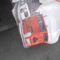 روتختی  یک نفر بابالش وکوسن تمیز