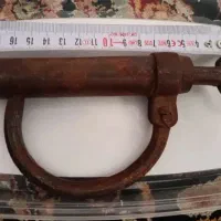 قفل قدیمی
