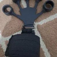گریپستر برای تقویت مچ دست و ساعد