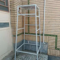 چهارپایه فلزی