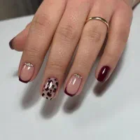 کاشت ناخن ۴۹۰