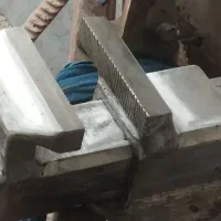 گیره رومیزی قوی