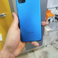 گوشی M12