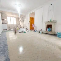 ۷۷ متری دو خواب نورگیر بازسازی شده( شهرک دانشگاه)