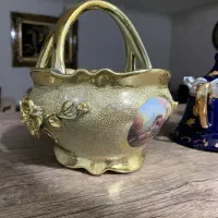 تعدادی ظرف آشپز خانه