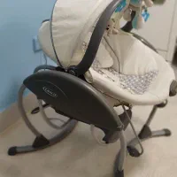 گهواره برقی و تاپ graco