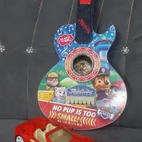 گیتار و ماشین