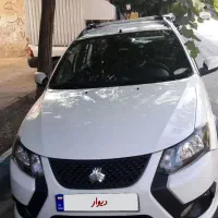 کوییک اس سفیدبدون رنگ