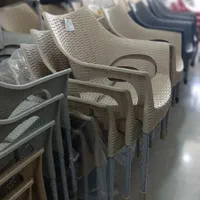 صندلی پلاستیکی