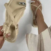 انواع دمپایی پاشنه دار وبدون پاشنه