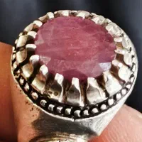 انگشتر یاقوت معدنی