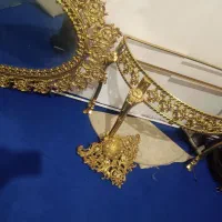 به فروش می‌رسد آینه شمعدان