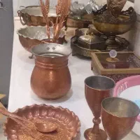 فروش و خرید ظروف روحی و مسی و دیگ و پاتیل وغیره.
