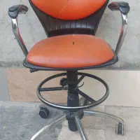 صندلی چرخدار و چرخشی