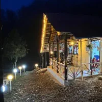 کلبه جنگلی با تمام امکانات