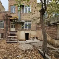 خانه کلنگی ۱۴۵ متری با ۳ طبقه بنا خیابان والعصر