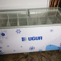 یخچال بستنی