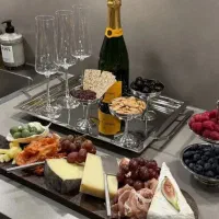 سرو نوشیدنی برای تولد و مهمانی