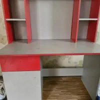 میزتحریر کتابخانه دار