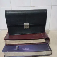 دو عدد آلبوم بزرگ تمام صفحه و کیف
