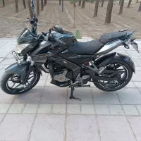 ان اس 200 اپاچی کیلیک