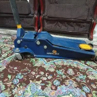 جک ۳/۵تن بزندهاردکس یک ماه کلا کارکرذه