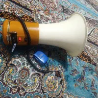 بلندگو