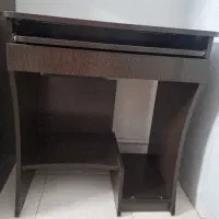 میز کامپیوتر چوبی