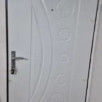 درب ورودی چوبی