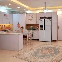 ۸۱ متر دوخواب