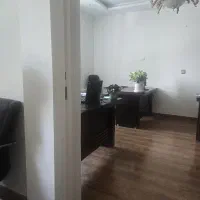فروشنده خانم آشنا به حسابداری