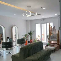 استخدام ناخن کار حرفه ای