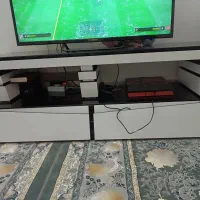 میز تلویزیون شیشه