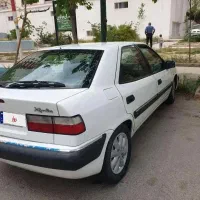 زانتیا ۸۹ ۲۰۰۰ سفید