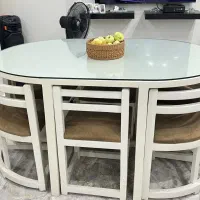 میز ۶ نفره سفید به همراه شیشه