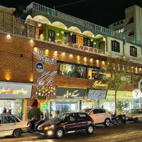 مغازه ۳ نبش خ پنجم نیروهوایی ۵۰ مترکف+۳۰متر بالکن