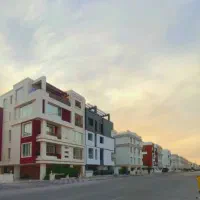 فروش ۹۸ متر فاز ۷ زون دو  بر خیابان