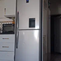 یخچال نقره ای