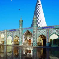 نیازمند فروشنده خانم