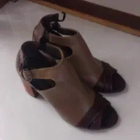 کفش چرم زنانه