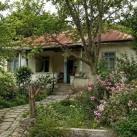ویلایی240متر کلنگی شریف واقفی