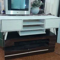 میز تلوزیون ۲عدد موجوده