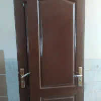 درب ورودی و درب سرویس