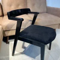 صندلی چوبی
