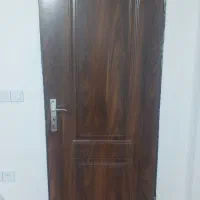 درب اتاق با چارچوب