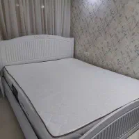 تختخواب و تشک