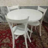 میز نهارخوری چهارنفره