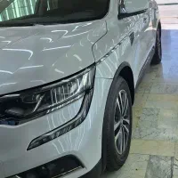 رنو کولیوس 2018 فول e3 در حد صفر