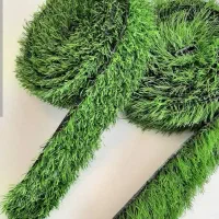 کاتر شده چمن بین کاشی و سرامیک کف